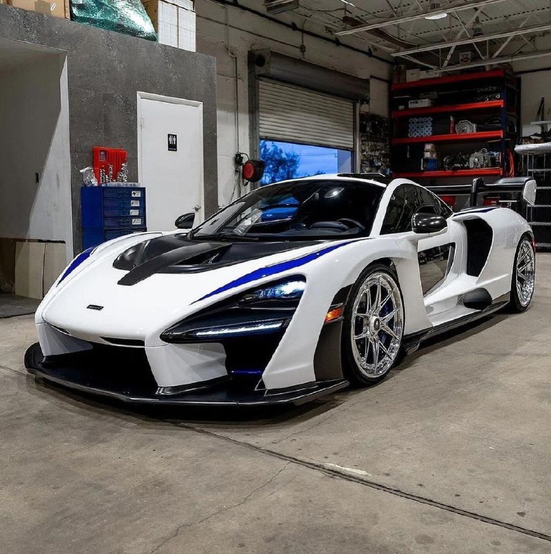 McLaren Senna 5