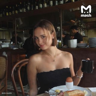У Дианы Шурыгиной может начаться наркотическая ломка в СИЗО — онлифанщица плотно сидела на запрещёнке, утверждают её друзья. В частности, принимала синтетические порошки, чтобы раскрепоститься для съёмок, и шлифовала их аптечными препаратами. По данным Mas