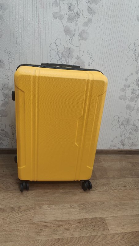 Продам Чемодан размер L.цена 100 лари.Новый — фото 1