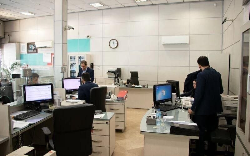 پایگاه خبری تحلیلی آوای یونس: #پایگاه_خبری_تحلیلی_آوای_یونس 🇮🇷 💠 ساعت کاری ادارات دولتی از ۱۵ شهریور تغییر می‌کند🔷«سلمانی» معاون سرمایه انسانی سازمان 