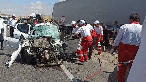 کانون سبحان: حوادث ترافیکی رکورددار مأموریت‌های امدادی لرستان🔹معاون امداد و نجات جمعیت هلال‌احمر لرستان: نیروهای عملیاتی از ابتدای سا