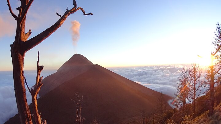 [瓜地馬拉]富埃戈火山 (Volcán de Fuego)-雲間咆嘯的猛獸
