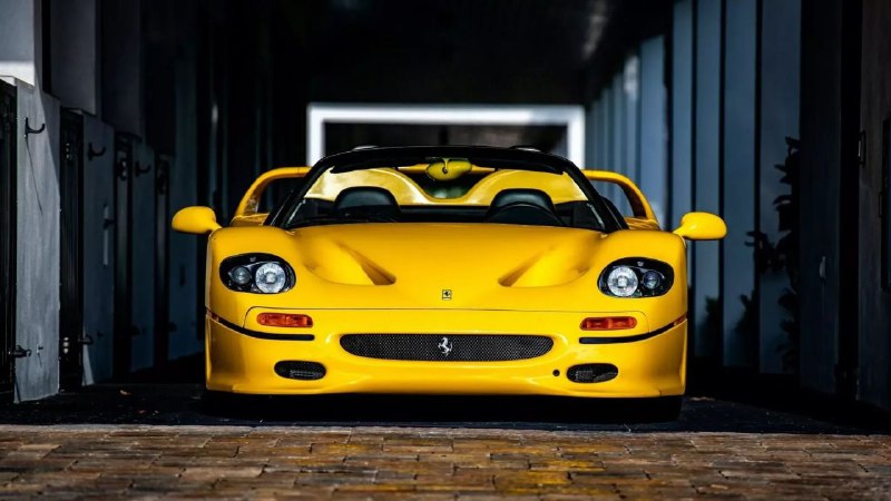 Ferrari F50 модельера Ральфа Лорена ушёл за рекордную сумму 9