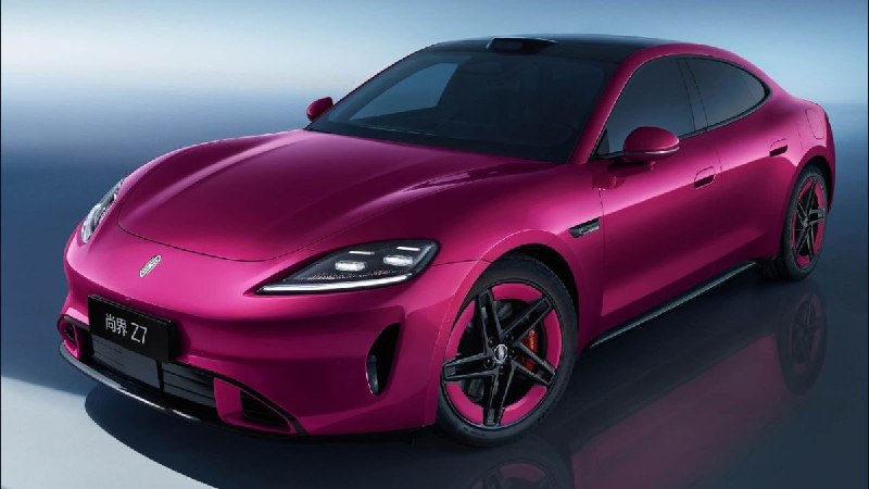 Китайский седан и универсал в стиле Porsche Taycan...