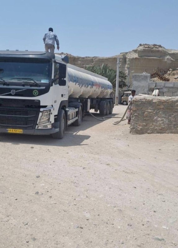 🔴 מחוז הורמוזגן: הצבנו 4 מכליות ניידות לאספקת מים כדי לספק מים לתושבי יותר מ-20 כפרים במערב ג'סק.