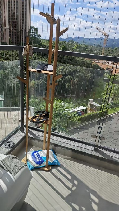 花了2个钟搞了卫生和扫地机器人，好累，家里东西不多，但是还是看不下去一点脏的地方花了2个钟搞了卫生和扫地机器人，好累，家里东西不多，但是还是看不下去一点脏的地方