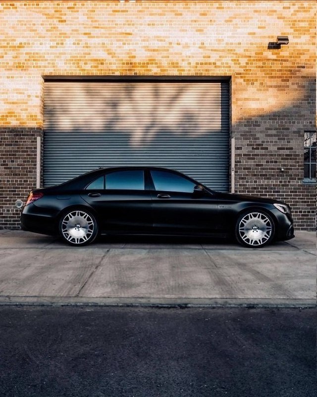 Mercedes Benz S Class (w222) BRABUS 3