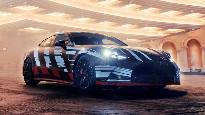 Раскрыт интерьер нового Mercedes-AMG GT 4-door Cou...