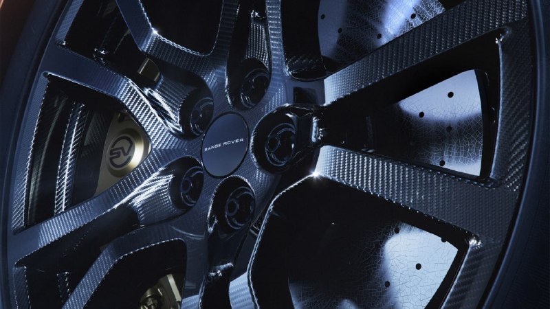 Range Rover Sport SV получил самую дорогую версию Carbon 4