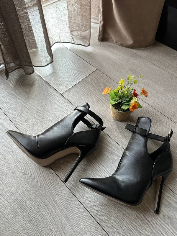 🌺Туфли новые кожзам. 40 лари. Тбилиси 🇬🇪🌺 — фото 1