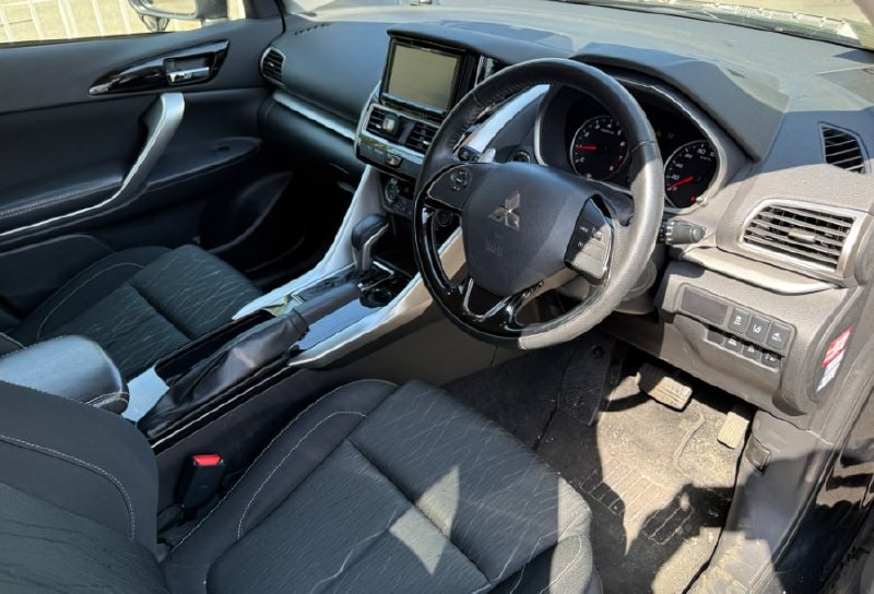 Mitsubishi Eclipse Cross 2018 фото 3