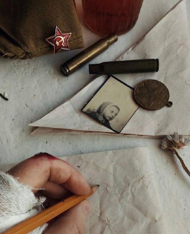 Праздник, от которого щемит сердце Вот бы одного искреннего желания миллионов людей было достаточно, чтобы наступил мир во всё мире. Навсегда. А по... - изображение 5 - пол, праздник, которого