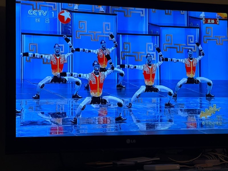 进步不是一点点啊，甩开波士顿科技几条街啊....哈哈哈🤣进步不是一点点啊，甩开波士顿科技几条街啊....哈哈哈🤣