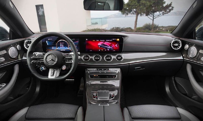 Mercedes-Benz E-Class coupe 10