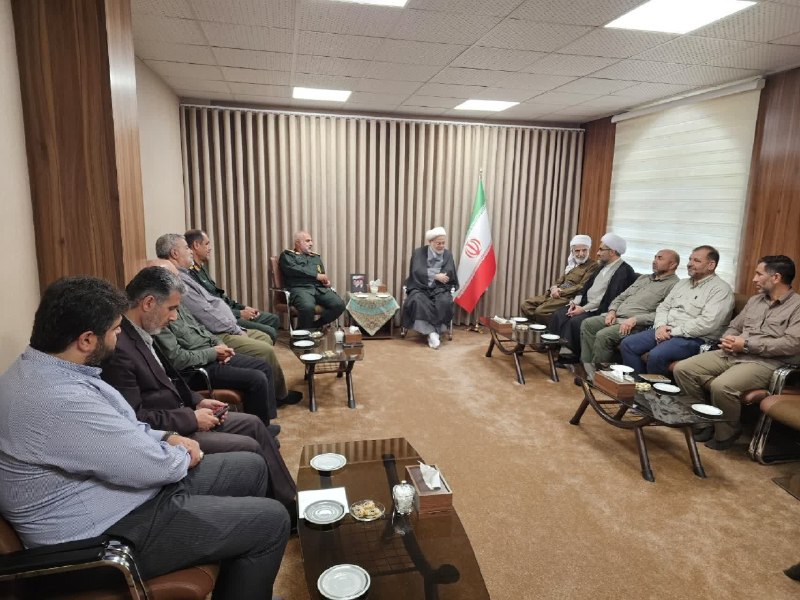 Kurdtodayکانال کوردتودی: 🔴دیدار سرتیپ پاسدار امان‌الله گشتاسبی، فرمانده قرارگاه حمزه سیدالشهدا(علیه السلام) شمال‌غرب کشور، به همراه هیئت همراه با