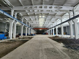 Продаётся 1,6 га производственная база.
