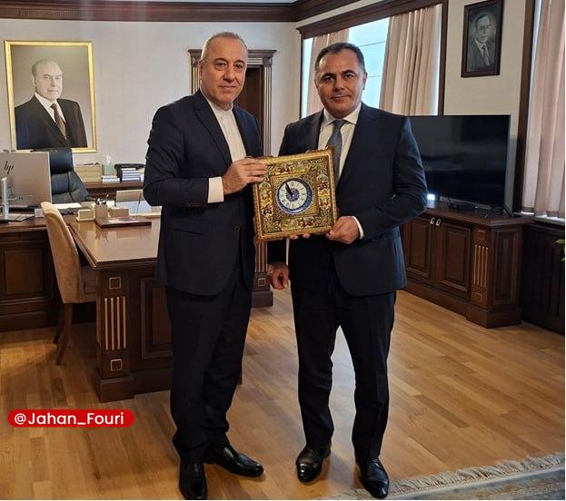 جهان بینالملل فوری🌍: توافق ایران و نخجوان برای تسهیل ترانزیت🔹در دیدار منصوری، سرکنسول جمهوری اسلامی ایران با جبار موسایف، نخستوزیر جمهوری خو