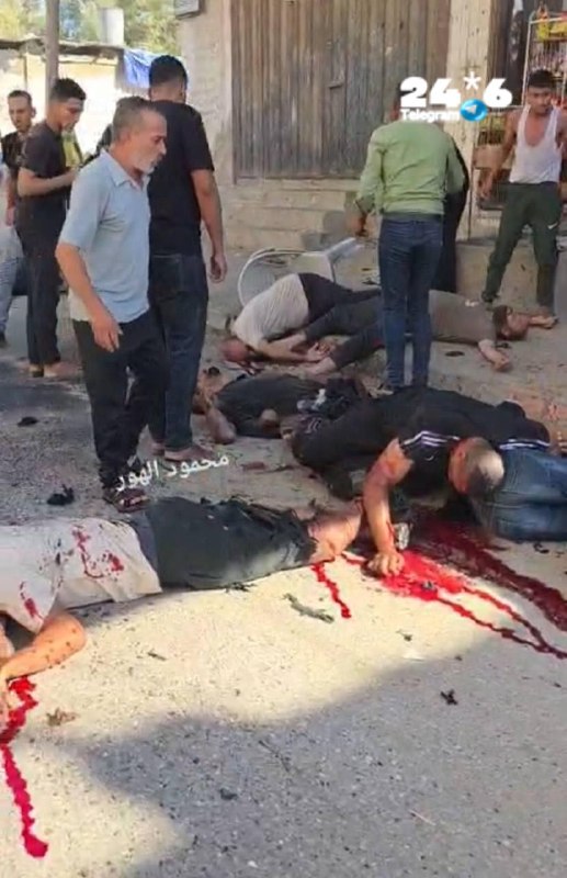 🇮🇱 קבוצת מחבלים הותקפה במהלך הלוויה מחנה נוסייראת רצועת עזה.
