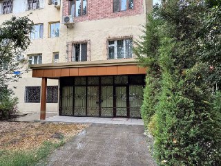 СДАЕТСЯ СРОЧНО в центрегорода готовый бизнес не жилое 65кв Ц4 ПОД ОФИС