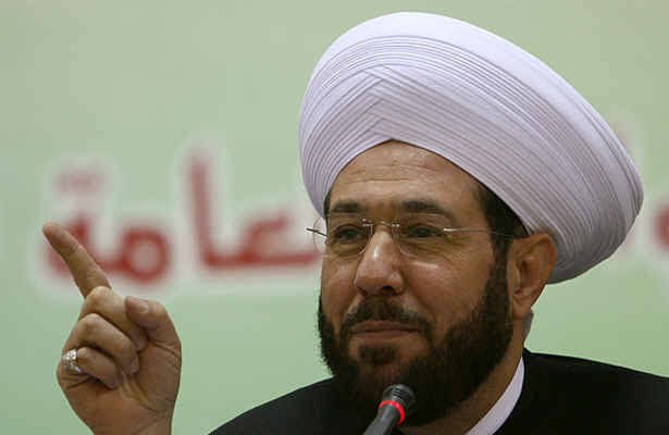 مطالعات عراق: فوری / دادگاه جنایی چهارم در دمشق، احمد حسون، مفتی نظام برکنارشده سوریه را به حبس ابد محکوم کرد.#مطالعات_عراق @iraqstudy