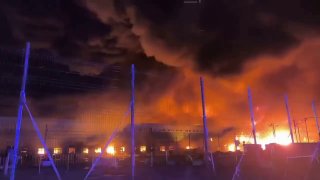 ❗️A large fire engulfed a warehouse complex at the Izhora industrial site in Kolpino near St.