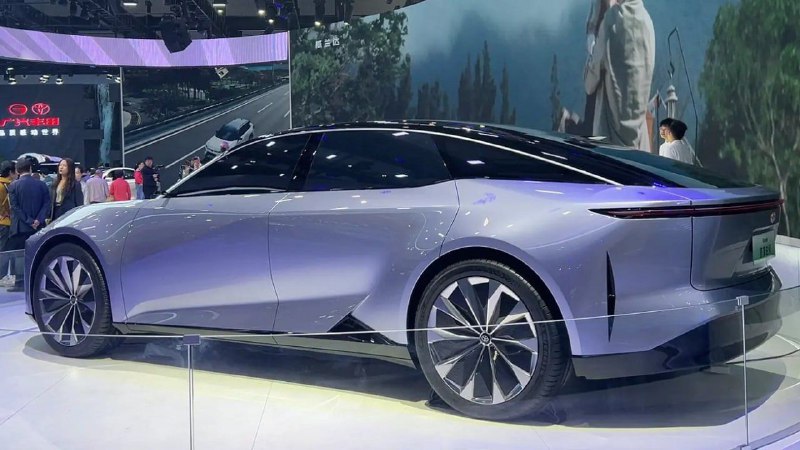Электрическая линейка Toyota bZ пополнится новым седаном и кроссовером 4