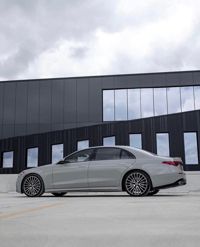 Mercedes-Benz S580 W223 4