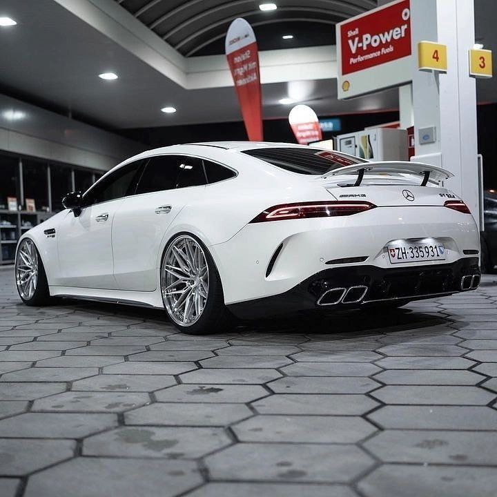 Mercedes-AMG GT63 S 2