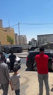 جيش الاحتلال يقتحم محيط مسجد في الخليل برفقة جرافة