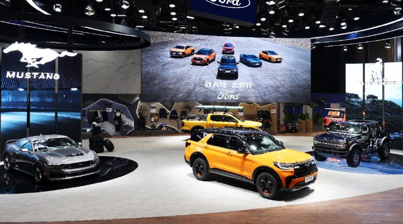 Ford останавливает экспорт в Китай из-за высоких пошлин