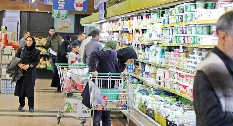 Ned Ali, spokesman for the Tehran Municipal Council: the livelihood basket will increase from 12 to 15 items from November and chicken, eggs and tomato paste will be added to it.
