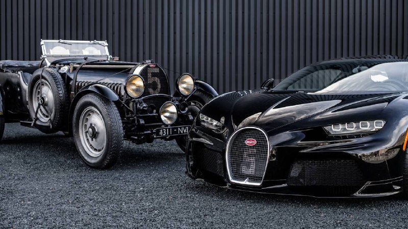 Bugatti представила винтажную версию гиперкара Chiron 3