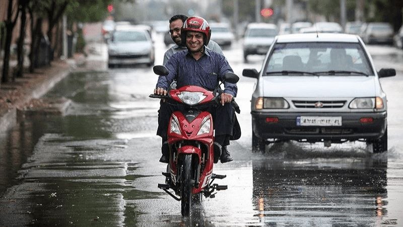اخبار آذربایجان غربی: آماده‌باش باران در چند استان🔹براساس تحلیل الگوهای تغییر اقلیمی، بارش‌های رگباری و کاهش نسبی دما در برخی مناطق ایران، نشا