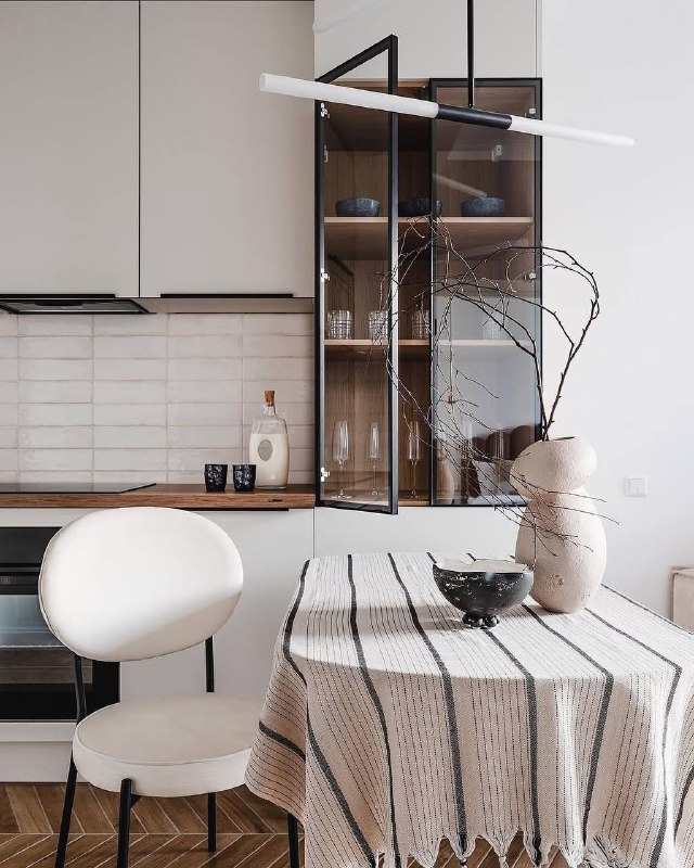 Атмосферный интерьер квартиры 37 кв.м Квартира задумана как минималистичное, лаконичное пространство для отдыха от визуального шума и быстрого темп... - изображение 2 - интерьер, атмосферный, квартиры