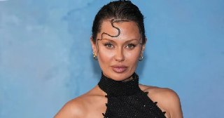 Как бьюти-блогер Боня из Монако пробуждала державу ото сна. Мнение телеобозревателя Славы ТарощинойТак называемое общественное мнение, застывшее вчерашним холодцом, вдруг продемонстрировало нешуточный градус недовольства внутри лагеря лоялистов. Скандал жи