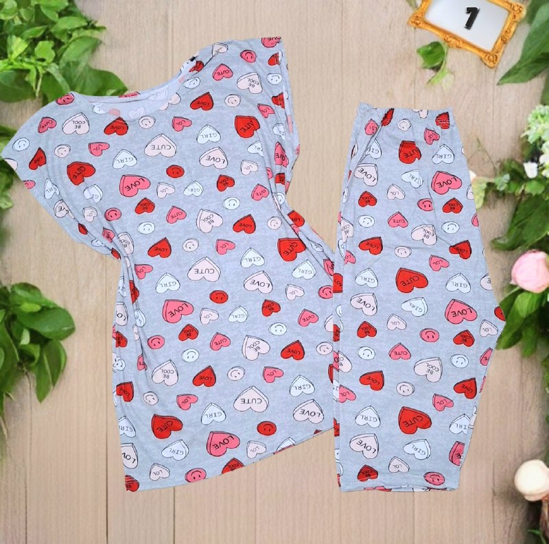 الیت(فروش انواع راحتی و ورزشی): 🆔 شناسه : #75999👚نام : 655ست تیشرت شلوارک طرحدار👗قد تیشرت حدودا 60دور سینه 90-112قد شلوارک 55دور کمر 50-120دور باسن 88-1