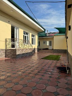 Продается дом Мирзо Улугбек махалля Олмачи соток 3,2 Фасад 6м