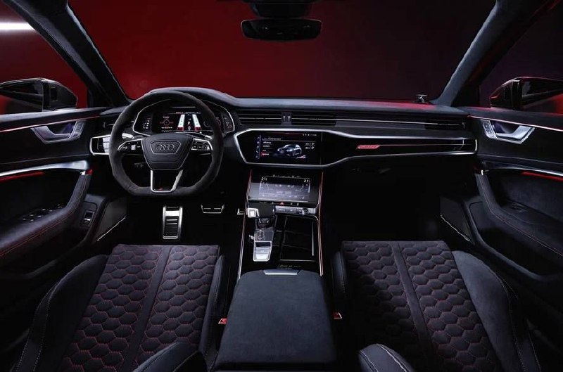 Audi презентовала лимитированную версию RS 6 Avant GT 8