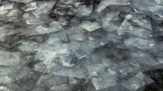 תסביר לי, טיפש, את מהות הצחוק הזה." משתמש ומדריך שרשורים* מאירקוצק קונסטנטין שיתף סרטון מדיטטיבי עם באיקל מ…