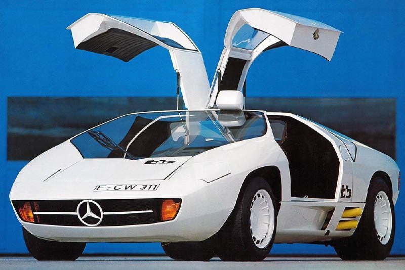 На аукционе продадут редкий «Mercedes без звезды» 5