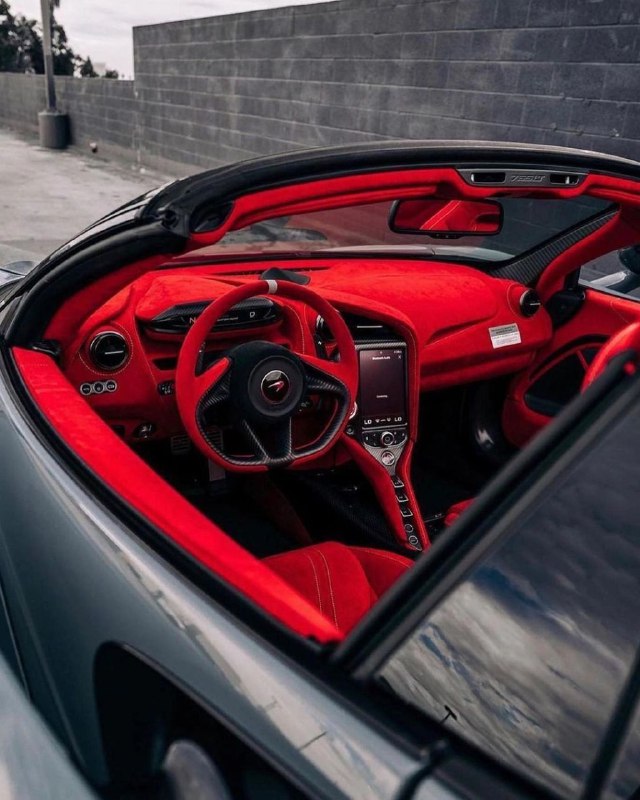 McLaren 765LT 5