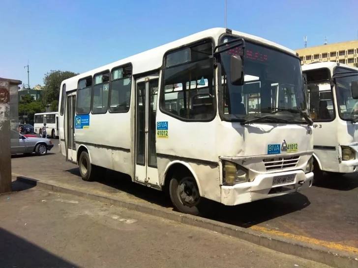תושבי העיר Sumgayit מביעים חוסר שביעות רצון ממצב האוטובוסים הנוסעים בקווים מס' 17 ו-17A לכיוון הבזאר Sumgay…
