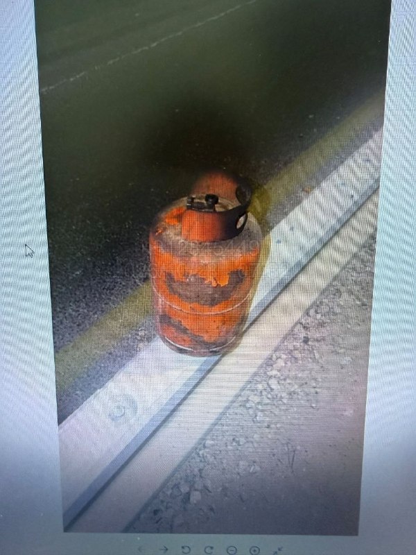 ישראל מודיע אתמול על מעצרם של 3 פלסטינים מהכפר דיר דיבואן; באשמת הצבת בלון גז בוער בנתיב כלי רכב של מתנחלים…