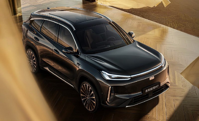 Geely показала новый гибридный кроссовер Galaxy M7 2