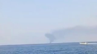 במהלך היום האחרון, שלושה מכלים פוצצו במכרות ים בזמן שניסו לעבור דרך מיצרי הורמוז, אמר חיל הים של משמר הים…