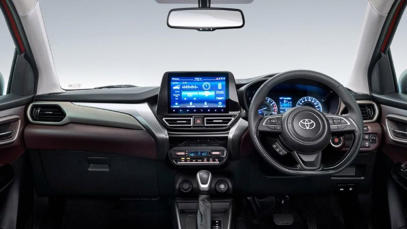 Toyota выпустила дешёвый кроссовер Urban Cruiser Taisor 4