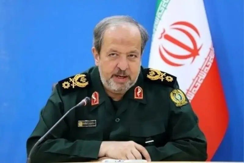 کیوسک خبر: 🔴 واکنش سرپرست وزارت دفاع به ادعای ترامپ درباره تنگه هرمز🔸 سرپرست وزارت دفاع و پشتیبانی نیروهای مسلح در واکنش به ادعای ت
