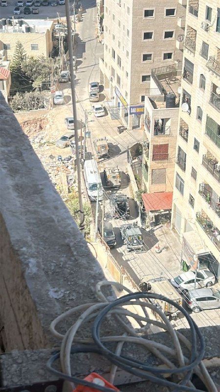 قوات الاحتلال تقتحم بلدة كفر عقب شمال القدس