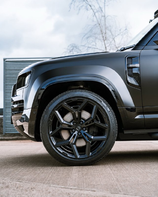 Land rover Defender 2