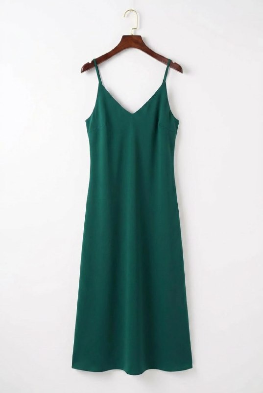 1. Зеленое платье размер S